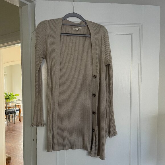 Skin Worldwide Lounge Set in Beige (S) - Picture 2 of 5